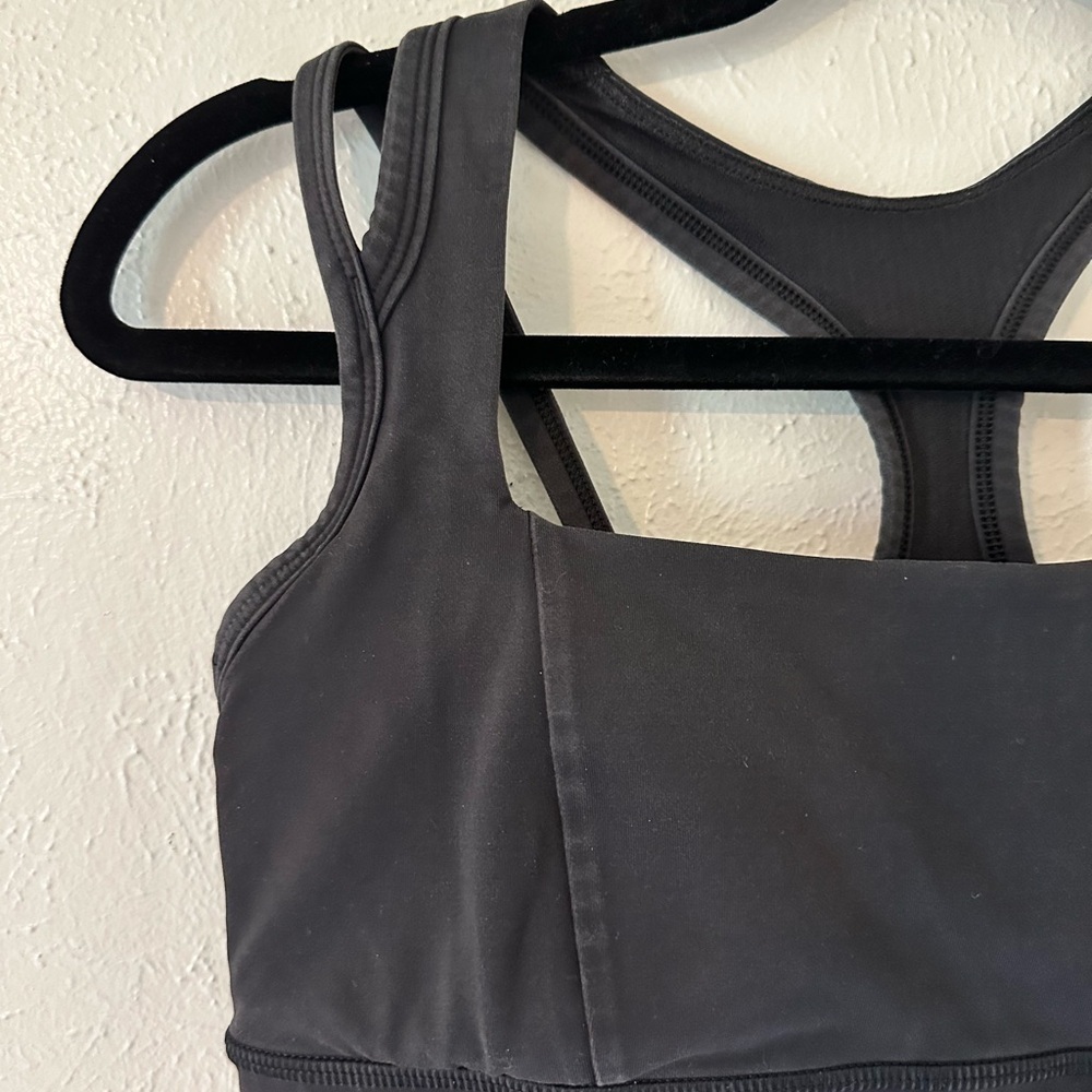 Lululemon Splendour Bra
Black - Picture 7 of 10